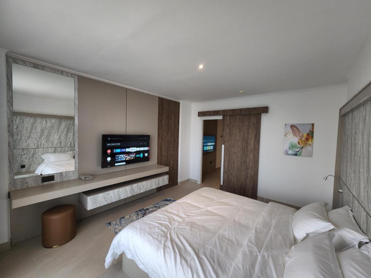 Imperial Suites Hotel Манама Экстерьер фото